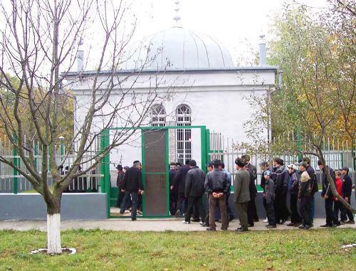 Зиярат  (мавзолей) Шейха Бамат-Гирея Хаджи в с. Эвтара Чеченской Республики. Фото с сайта Духовного управления мусульман Чеченской республики (dumm.ru)