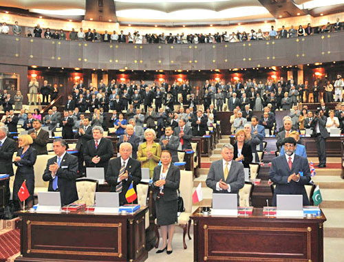 Национальное собрание Азербайджана. Баку, май 2008 г. Фото: http://parlament.az