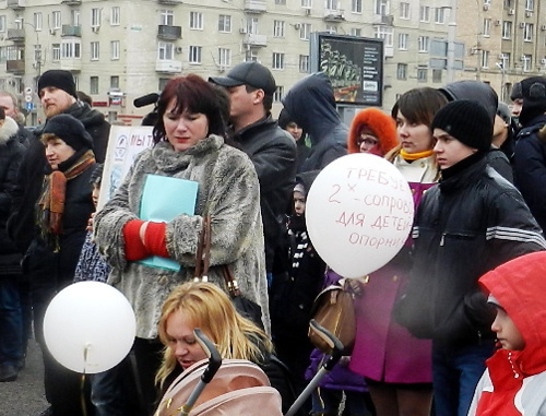 Митинг в защиту материнства и детства в Волгограде. 10 марта 2013 г. Фото Татьяны Филимоновой для "Кавказского узла"