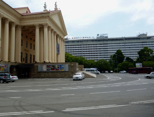 Дорожная разметка у Художественного музея в центре Сочи. 2013 г. Фото Светланы Кравченко для "Кавказского узла"