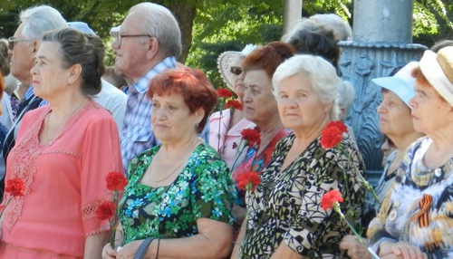 Участниками митинга стали ветераны, узники концлагерей, труженики тыла, жители города. Волгоград, 23 августа. Фото Татьяны Филимоновой для «Кавказского узла»