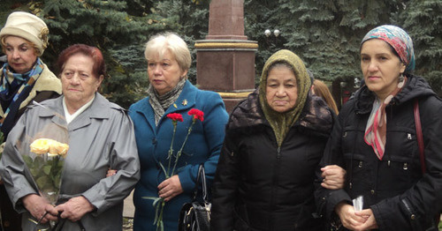 Траурный митинг памяти жертв репрессий. Нальчик, 30 октября 2016 г. Фото Людмилы Маратовой для "Кавказского узла"