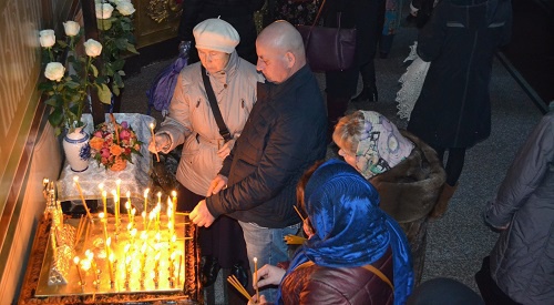 Рождество в храме Михаила Архангела в Сочи. Фото Светланы Кравченко для "Кавказского узла".