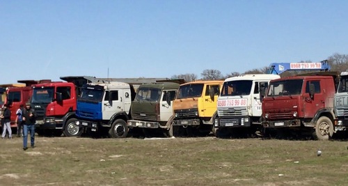 Автомобиль участников акции протеста дальнобойщиков в Дагестане. 4 апреля 2017 г. Фото Патимат Махмудовой для "Кавказского узла"