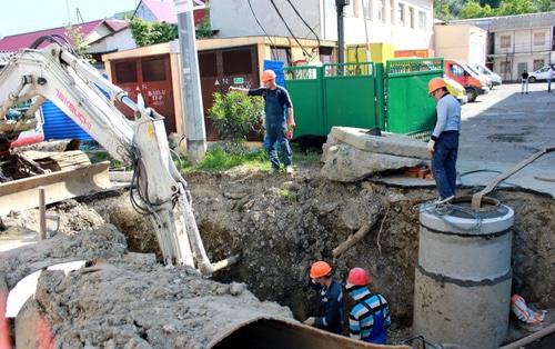 Восстановление магистрального водовода. Фото https://sochi.com/news/2107/387402/