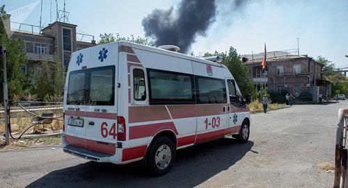 Карета Скорой помощи в Армении. Фото © Sputnik/ Asatur Yesayants https://ru.armeniasputnik.am/incidents/20170828/8429292/pozhar-na-zavode-nairit-prodolzhaetsya-sovety-ot-minzdrava.html