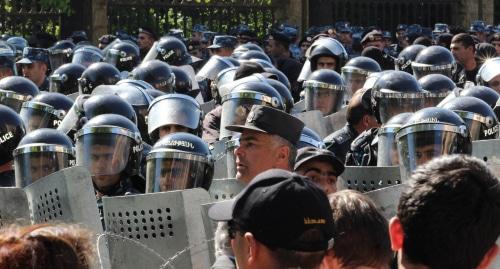 Оцепление полиции в Ереване. 17 апреля 2018 года. Фото: Тигран Петросян для "Кавказского узла".