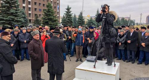 Митинг в Магасе 31 октября 2018 года. Фото: личная страница FB Магомед Муцольгов https://www.facebook.com/ingmashr/posts/2146537018719406