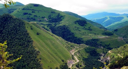 Гора Тарки-Тау. Фото пресс-службы РЖД.