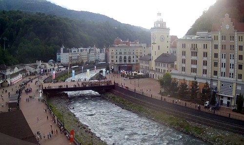 На Красной Поляне у реки Мзымта. 12 июня 2021 года. Фото Светланы Кравченко для "Кавказского узла".