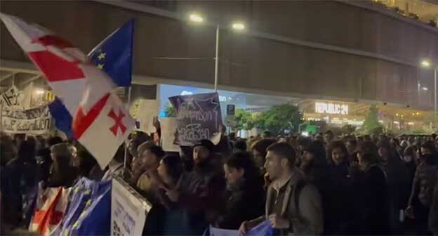 Акция протеста в Тбилиси. 11 декабря 2024 г. Скриншот видео https://t.me/Tbilisi_life