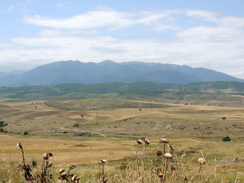 Красивая панорама при выезде из Мардакерта.